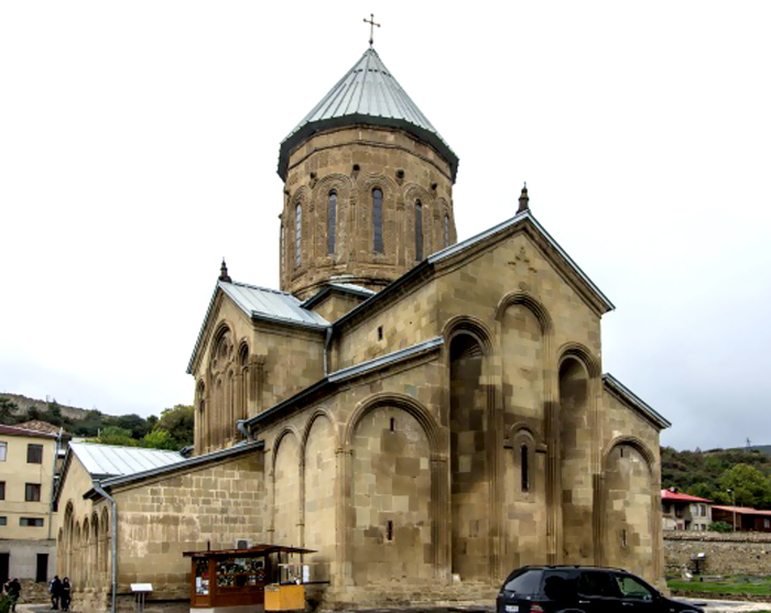 Svetitskhoveli Cathedral виноград